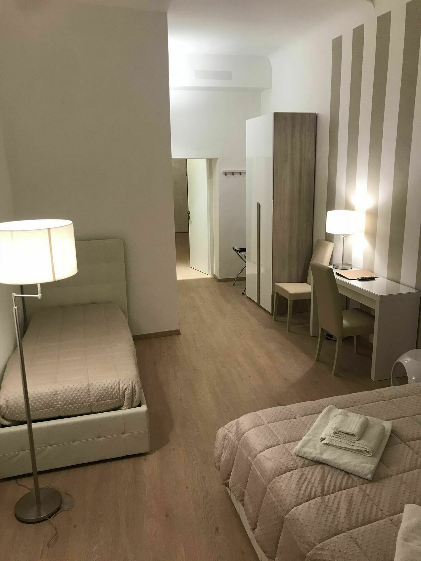 Sallustio Rooms - Rooms Only Сиена Екстериор снимка