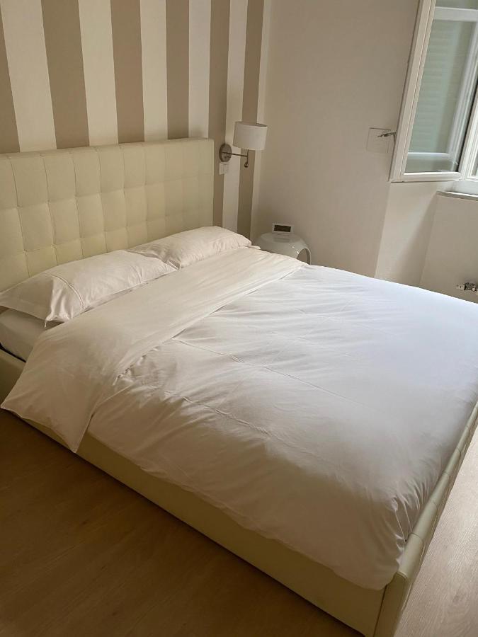 Sallustio Rooms - Rooms Only Сиена Екстериор снимка
